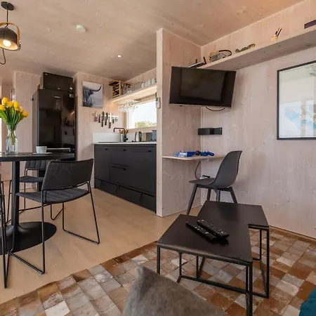 Buqez - Vanellus דראגה